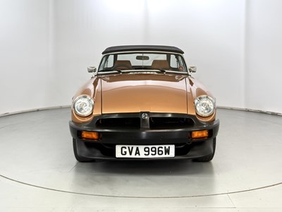 Lot 6 - 1981 MG B LE Roadster