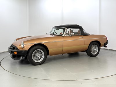 Lot 6 - 1981 MG B LE Roadster