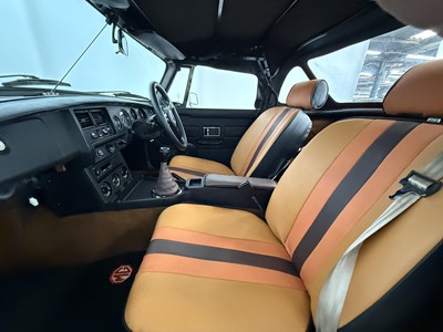 Lot 6 - 1981 MG B LE Roadster