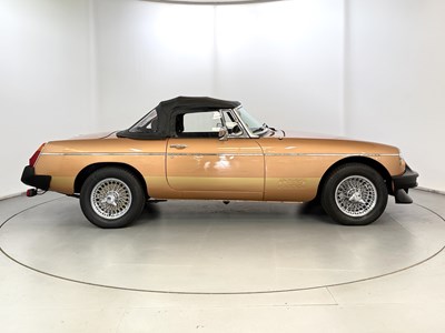 Lot 6 - 1981 MG B LE Roadster