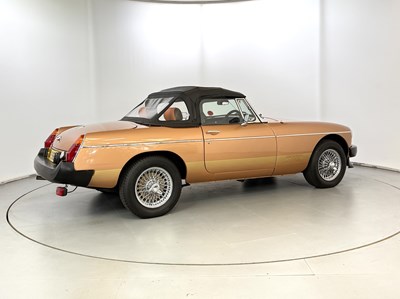 Lot 6 - 1981 MG B LE Roadster