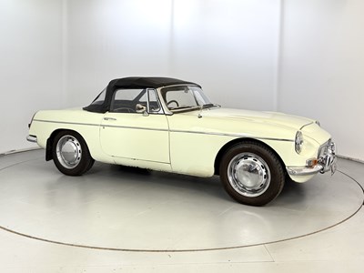 Lot 12 - 1969 MG C