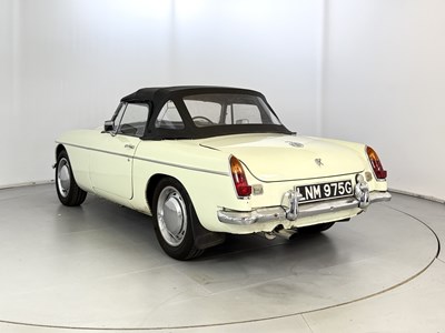 Lot 12 - 1969 MG C