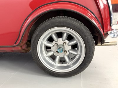 Lot 2 - 1993 Rover Mini