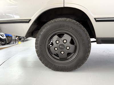 Lot 9 - 1993 Range Rover Vogue