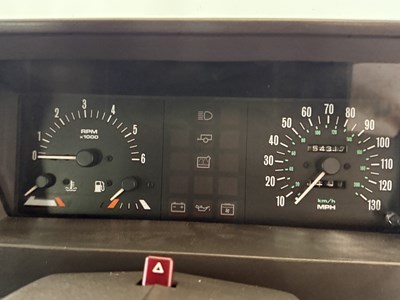 Lot 9 - 1993 Range Rover Vogue