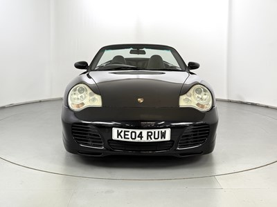 Lot 41 - 2004 Porsche 911 Carrera 4S