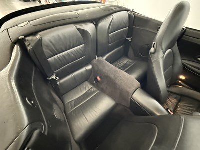 Lot 41 - 2004 Porsche 911 Carrera 4S