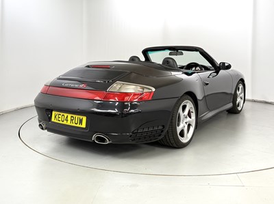 Lot 41 - 2004 Porsche 911 Carrera 4S
