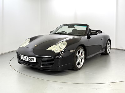 Lot 41 - 2004 Porsche 911 Carrera 4S