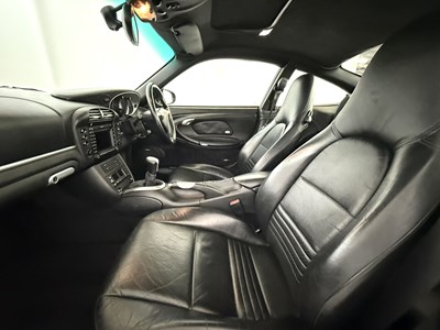 Lot 25 - 2004 Porsche 911 Carrara 4S