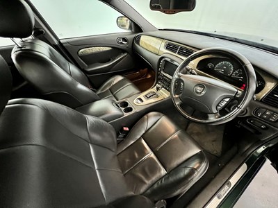 Lot 107 - 2004 Jaguar S-Type SE Sport