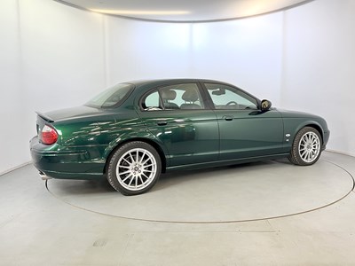 Lot 107 - 2004 Jaguar S-Type SE Sport