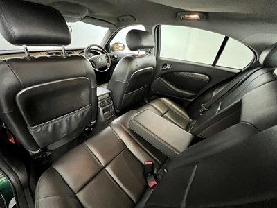 Lot 107 - 2004 Jaguar S-Type SE Sport