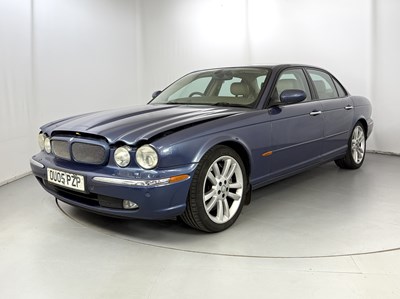Lot 14 - 2005 Jaguar XJR - NO RESERVE