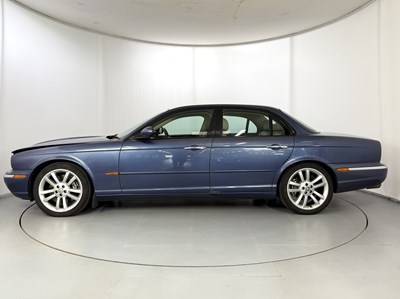 Lot 14 - 2005 Jaguar XJR - NO RESERVE