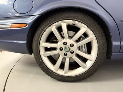 Lot 14 - 2005 Jaguar XJR - NO RESERVE