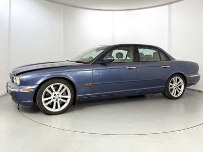 Lot 14 - 2005 Jaguar XJR - NO RESERVE