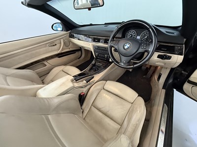 Lot 31 - 2007 BMW 325i Cabriolet - NO RESERVE