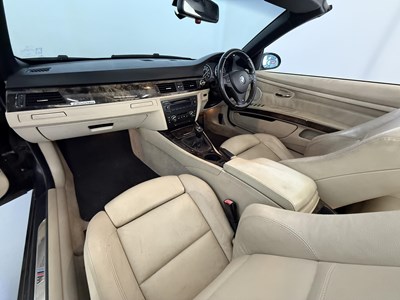 Lot 31 - 2007 BMW 325i Cabriolet - NO RESERVE
