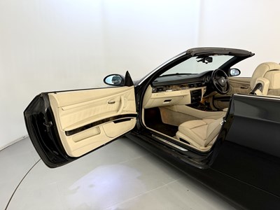 Lot 31 - 2007 BMW 325i Cabriolet - NO RESERVE