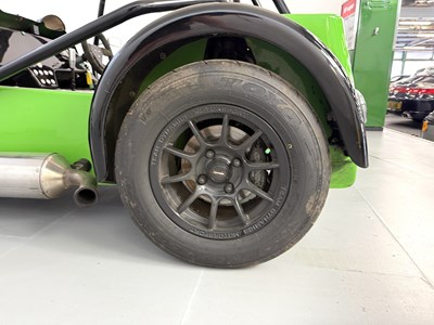Lot 37 - 2011 MAC1 Worx ZX10