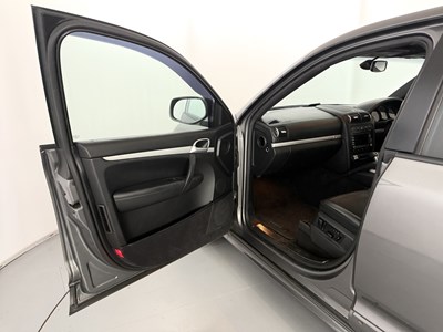 Lot 118 - 2009 Porsche Cayenne