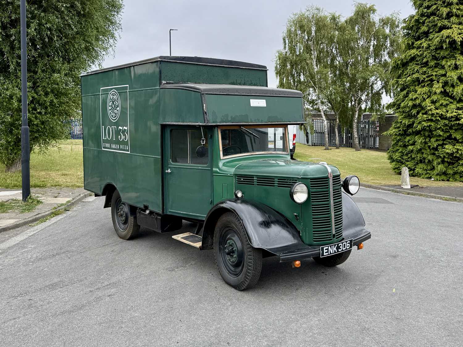 Lot 33 - 1938 Bedford WS Pizza Van