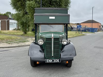Lot 33 - 1938 Bedford WS Pizza Van