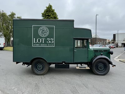 Lot 33 - 1938 Bedford WS Pizza Van