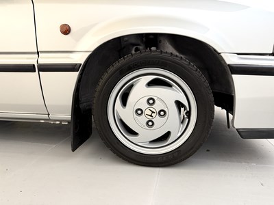 Lot 87 - 1986 Honda CRX