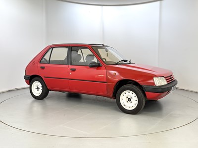 Lot 134 - 1991 Peugeot 205