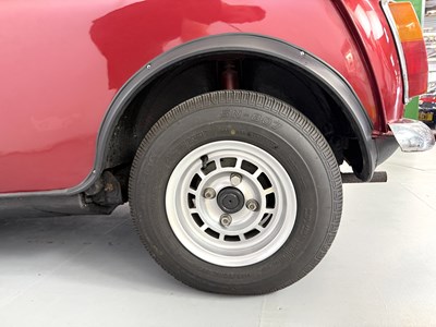 Lot 62 - 1976 Leyland Mini 1000