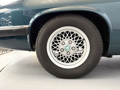 Lot 92 - 1993 Jaguar XJS V12
