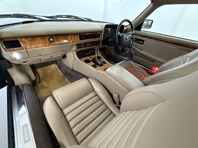 Lot 92 - 1993 Jaguar XJS V12