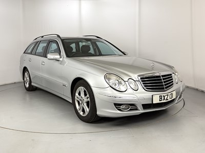 Lot 136 - 2009 Mercedes-Benz E220