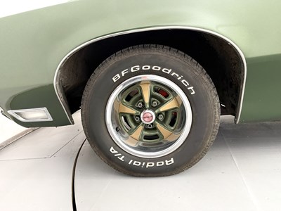 Lot 23 - 1970 Pontiac Grand-Prix