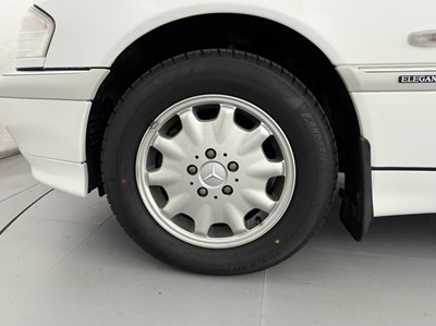 Lot 58 - 1997 Mercedes C250