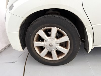 Lot 129 - 2003 Nissan Elgrand