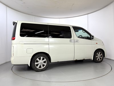 Lot 129 - 2003 Nissan Elgrand