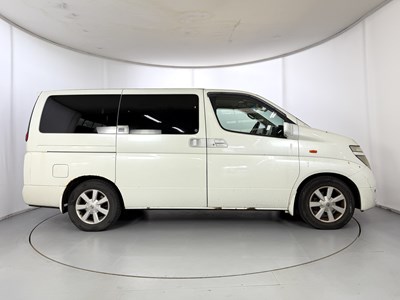 Lot 129 - 2003 Nissan Elgrand