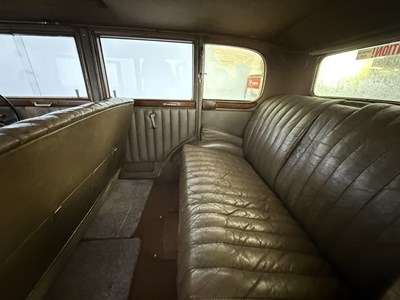 Lot 101 - 1936 Armstrong-Siddeley 12 Plus