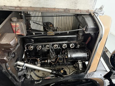 Lot 101 - 1936 Armstrong-Siddeley 12 Plus