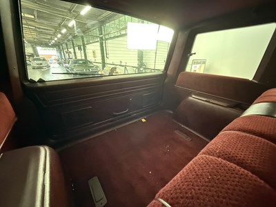Lot 39 - 1990 Dodge Caravan