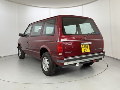 Lot 39 - 1990 Dodge Caravan