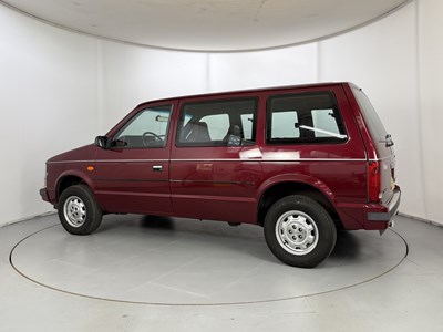 Lot 39 - 1990 Dodge Caravan