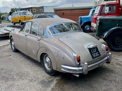 Lot 144 - 1965 Daimler 250 - NO RESERVE