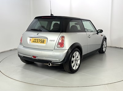 Lot 128 - 2005 Mini Cooper