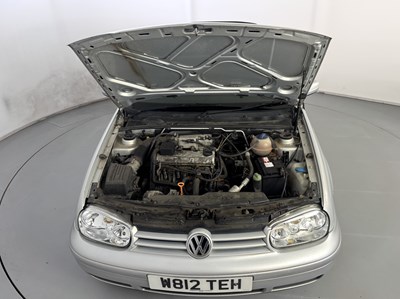 Lot 166 - 2000 Volkswagen Golf Cabriolet
