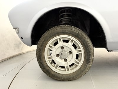 Lot 141 - 1972 Peugeot 504 Coupe - NO RESERVE